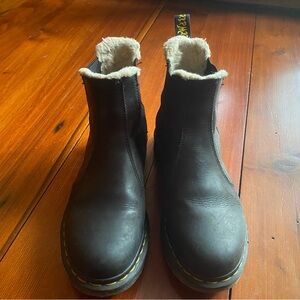 Black Dr. Martens 2976 Fur-Lined Leonore Chelsea Boots